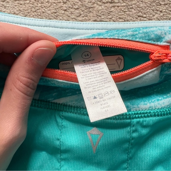 Ivivva girls tennis skirt - Picture 3 of 4